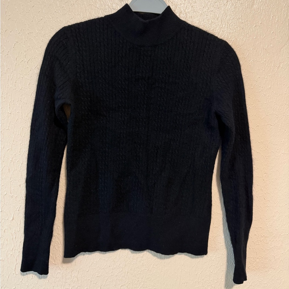 Investments Cashmere Sweater Size XS Stretchy‎ Soft High Neck